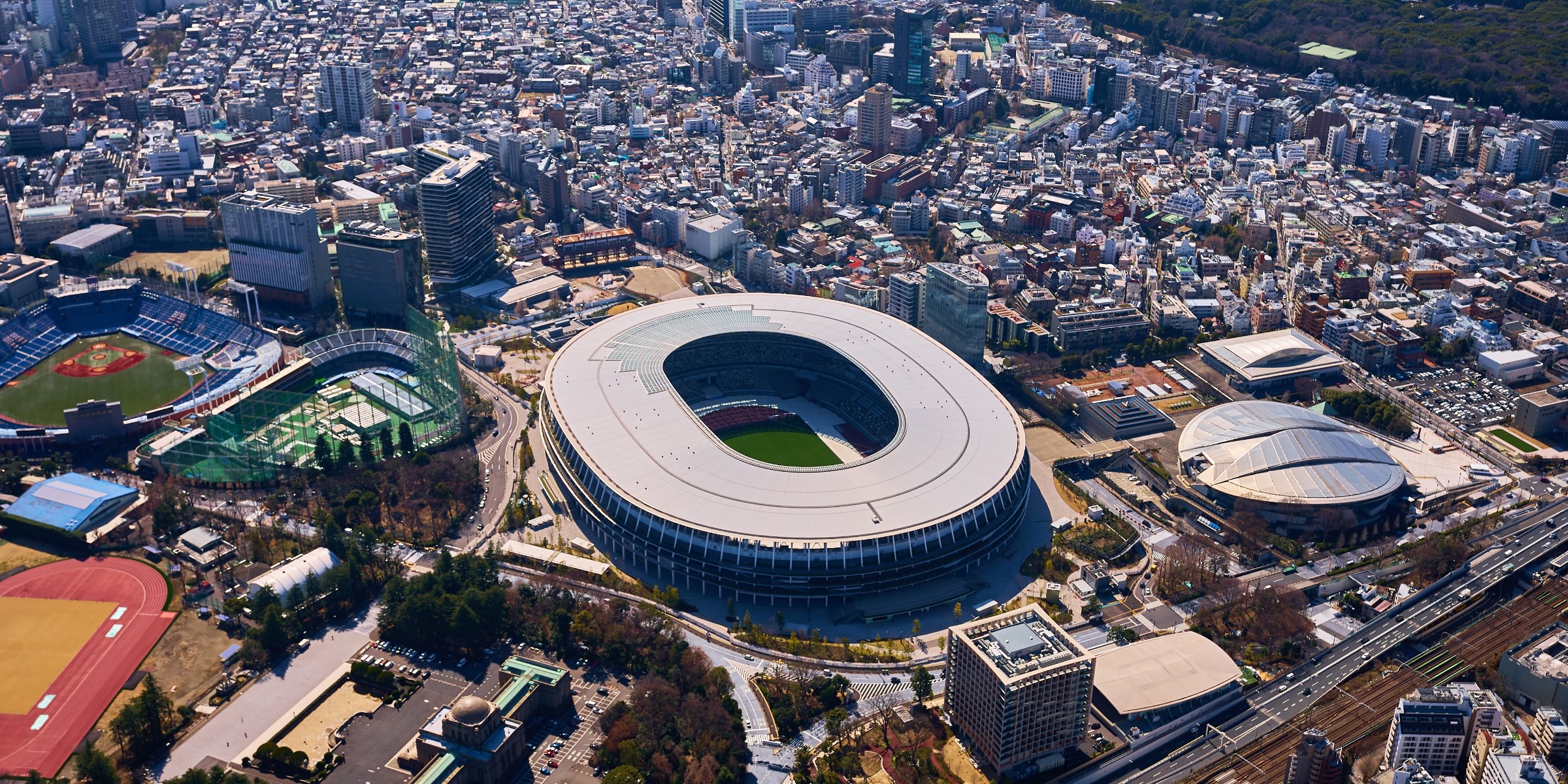 東京